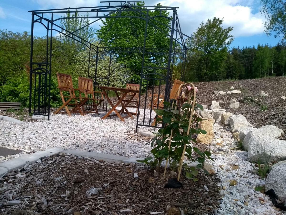 Pension Restaurant Im Grunen Tal Neualbenreuth Kültér fotó